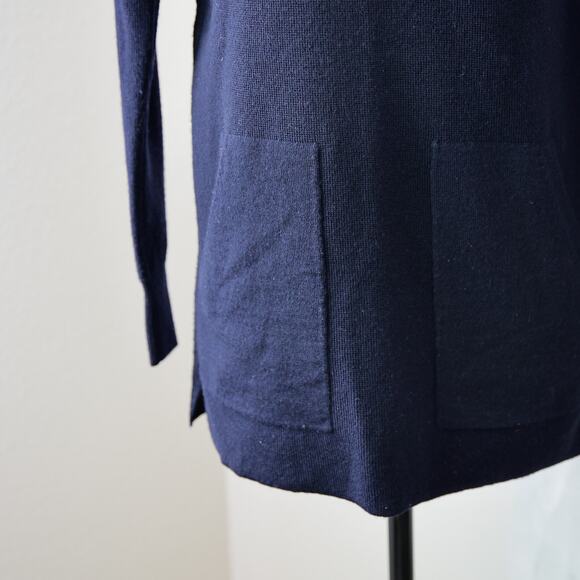 J. CREW merino wool navy blue sweater with front pockets size XXS - Picture 2 of 7